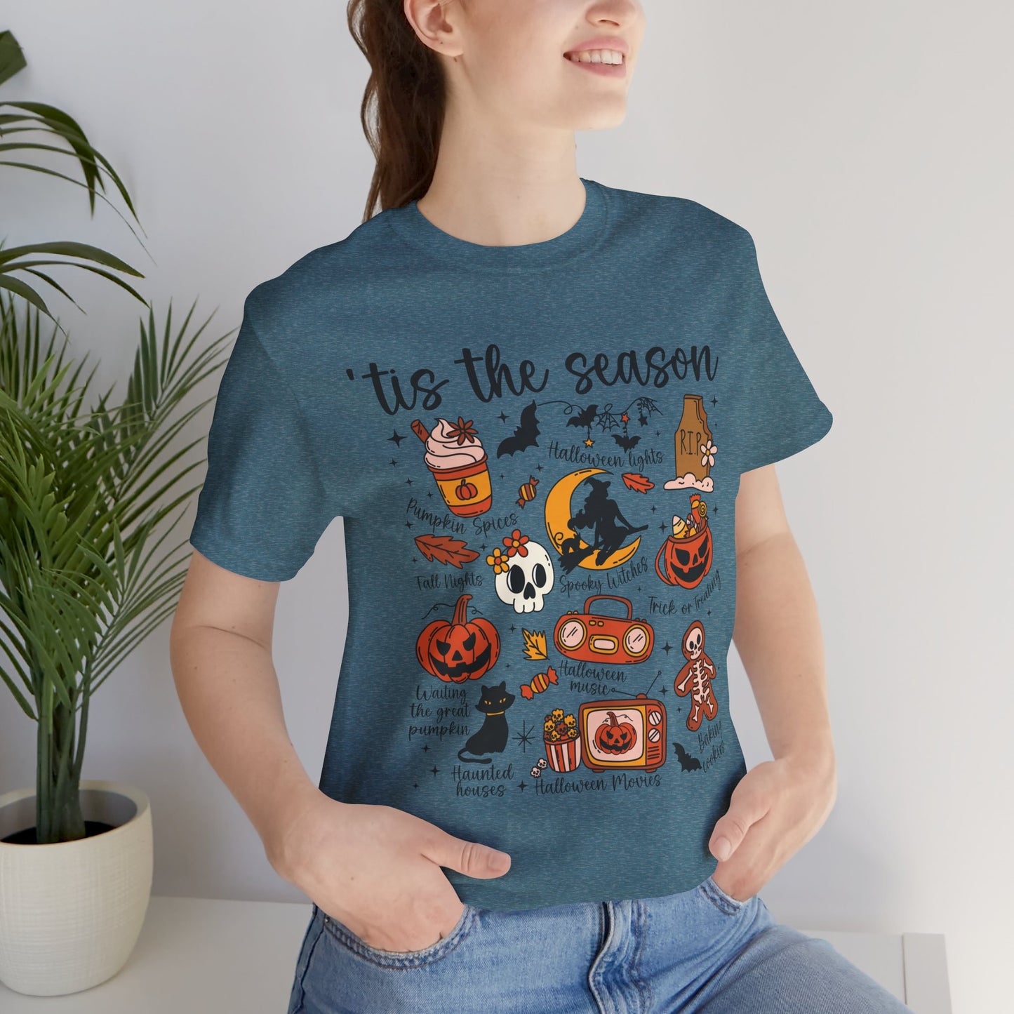 Pumpkin Cat Halloween Tee β Cozy Fall Vibes & Festive Style for Spooky Season