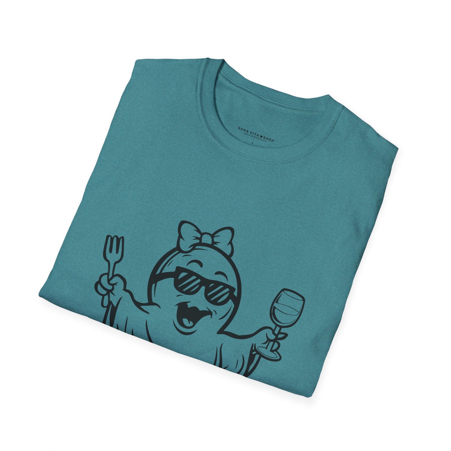 Ghostly Wine Lover Tee – Funny Halloween & Party Shirt for Spooky Wine Fans