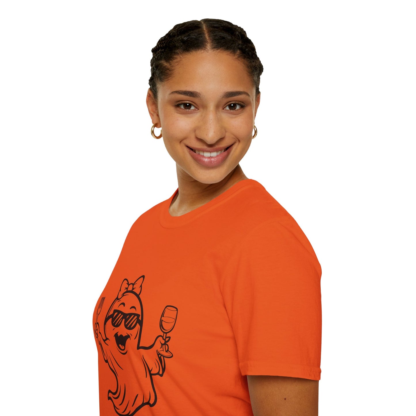 Ghostly Wine Lover Tee – Funny Halloween & Party Shirt for Spooky Wine Fans