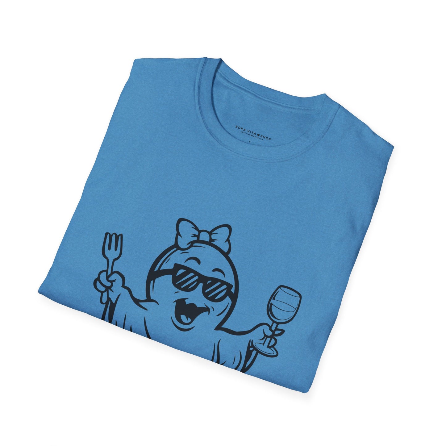 Ghostly Wine Lover Tee – Funny Halloween & Party Shirt for Spooky Wine Fans