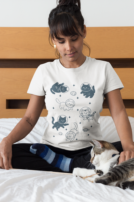 Cute Cat Adventure Tee – Funny Pet Lover Shirt for Everyday Comfort & Playful Style